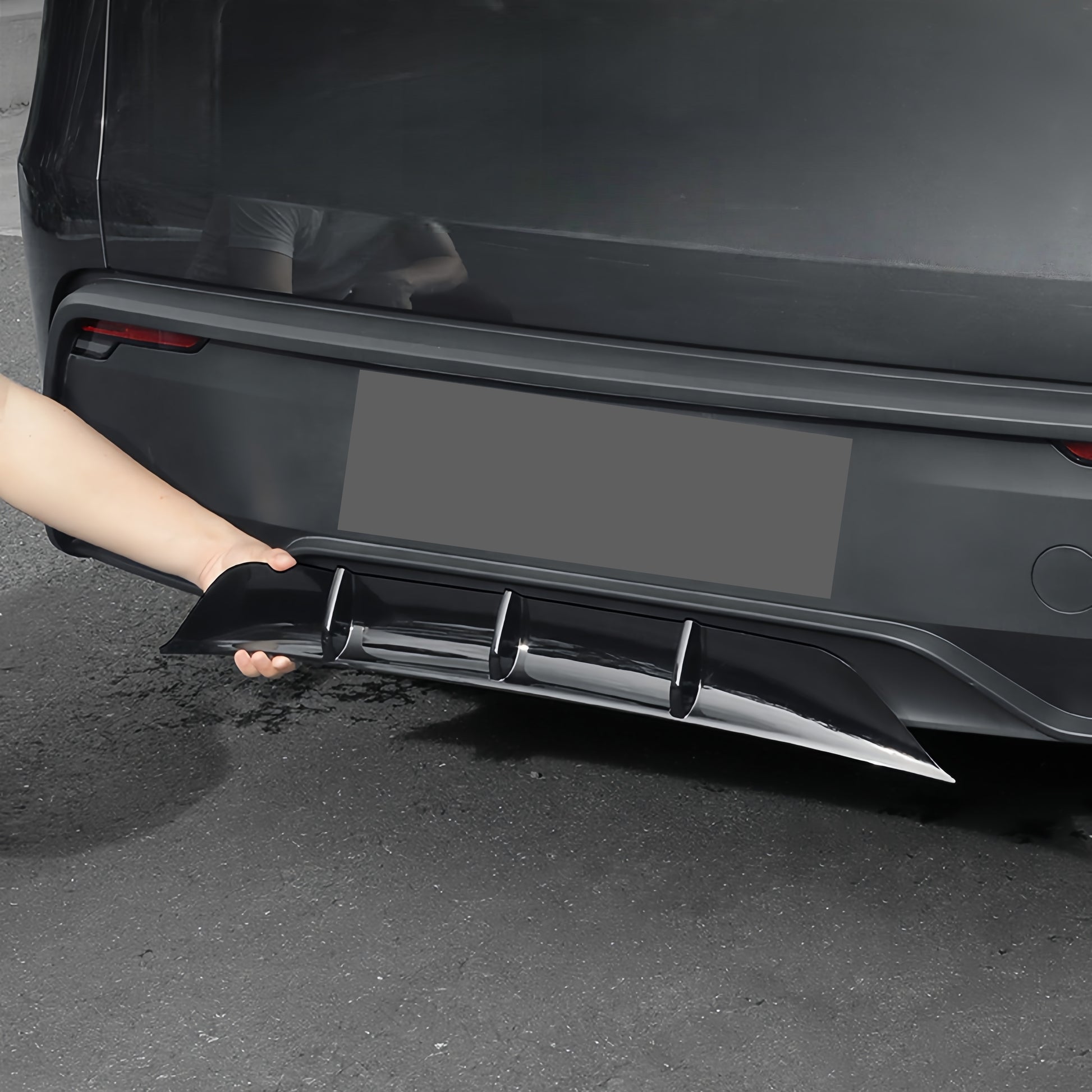DIY-friendly rear diffuser lip for Tesla Model Y 2025 Juniper installs in minutes with no drilling required